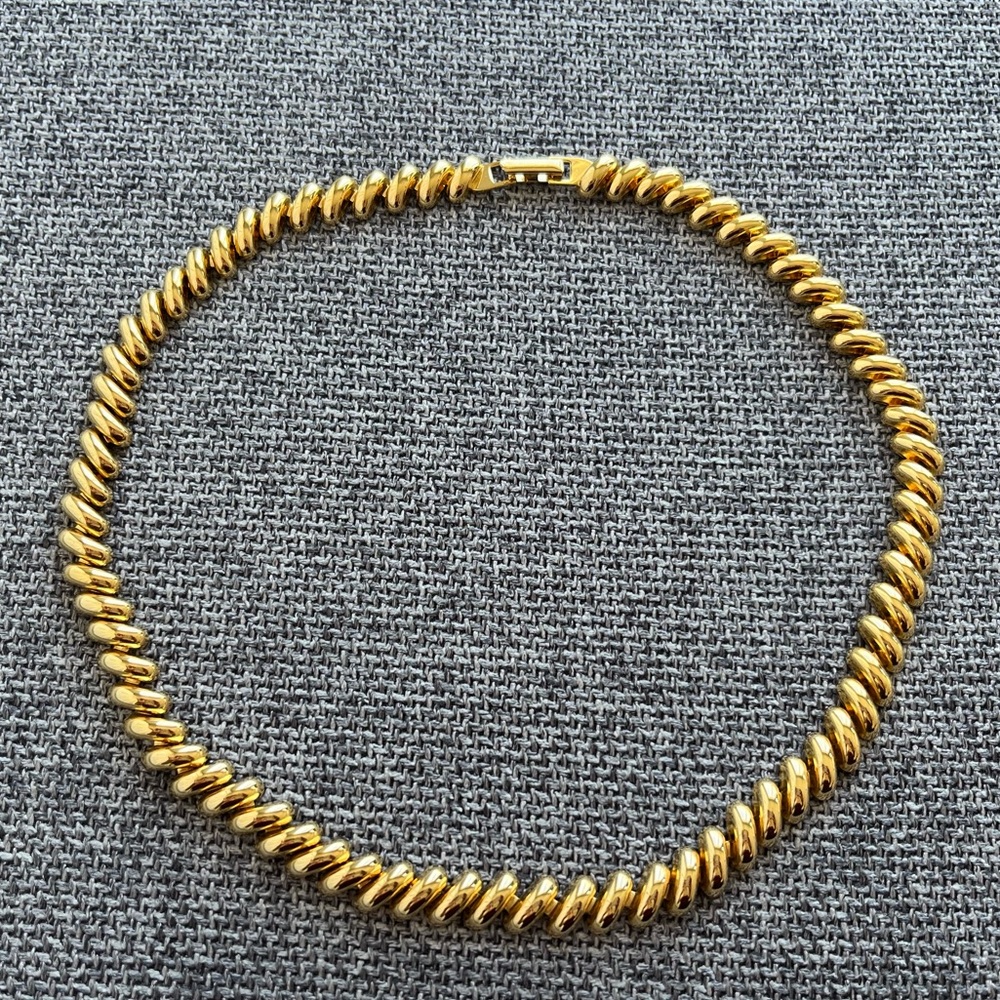 AVON Vintage Shiny Goldtone Choker Necklace